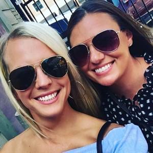 Meet your Posher, Karrie